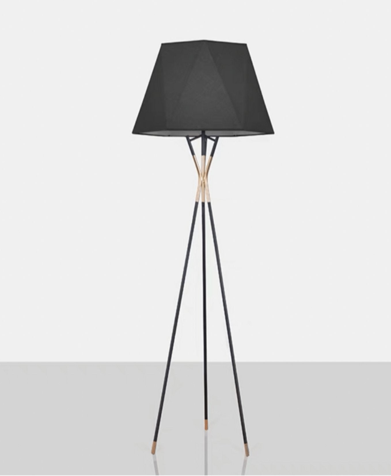 Fixture & Lighting