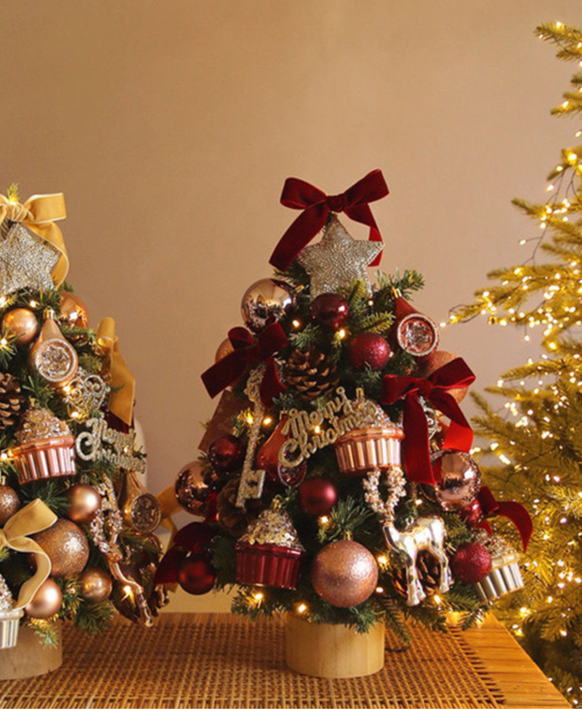 Rosewood Christmas Tree with Lights
