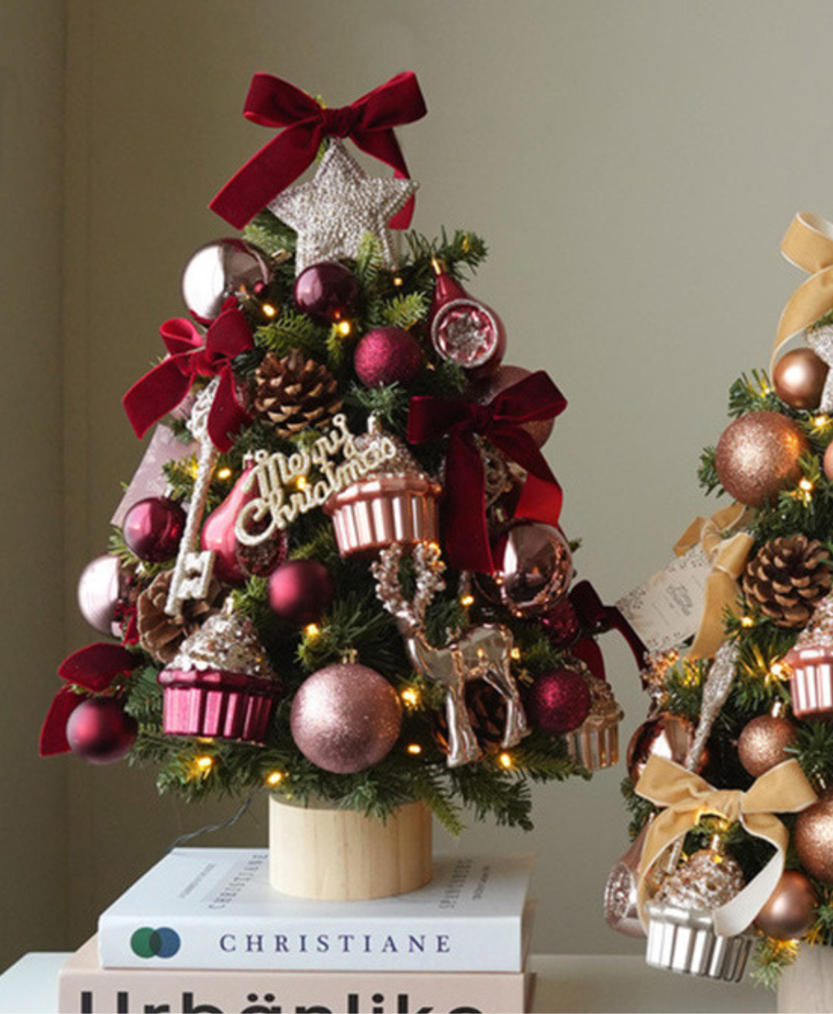 Rosewood Christmas Tree with Lights