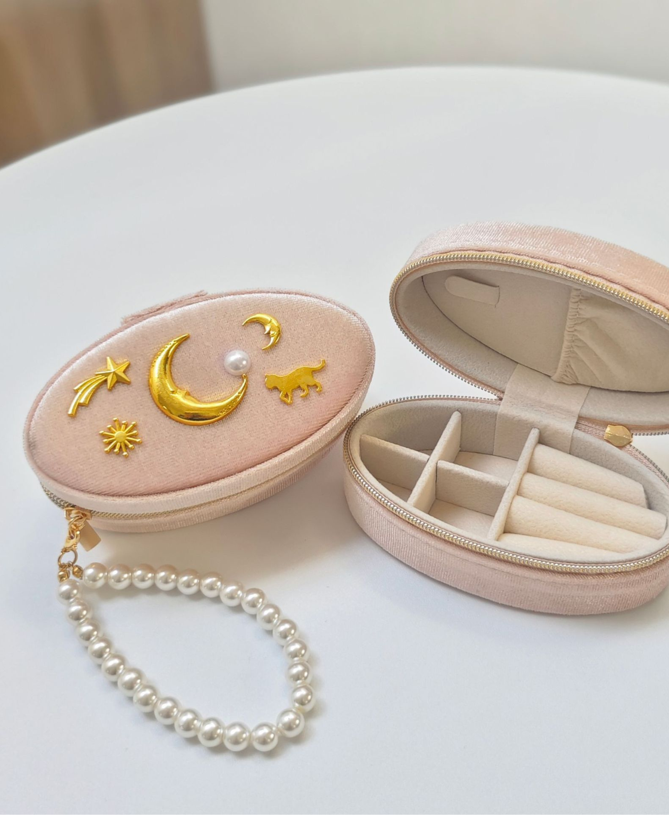 GIFTING INSPIRATION - Moonbeam Jewelry Box
