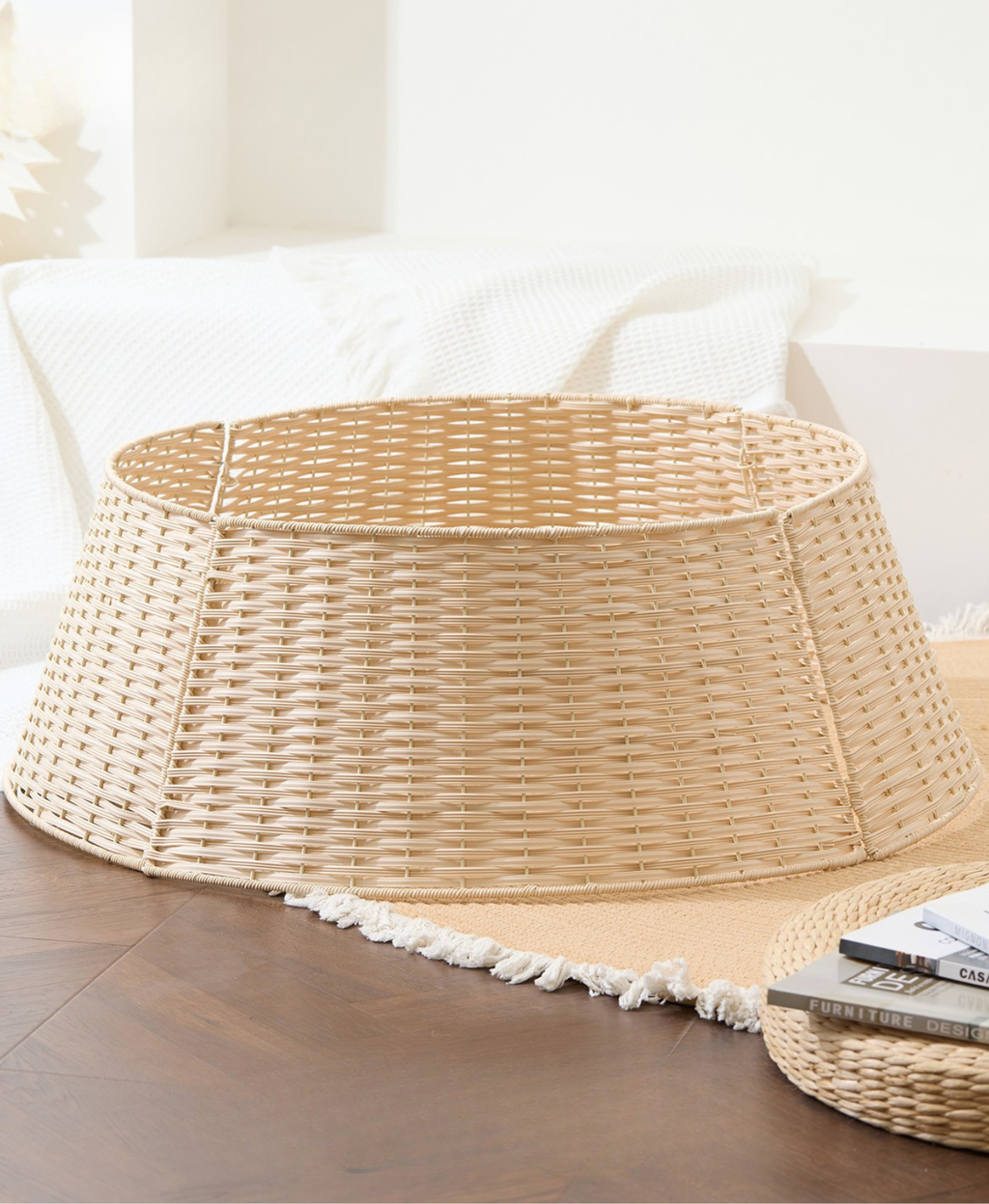 Natural Wicker Tree Collar