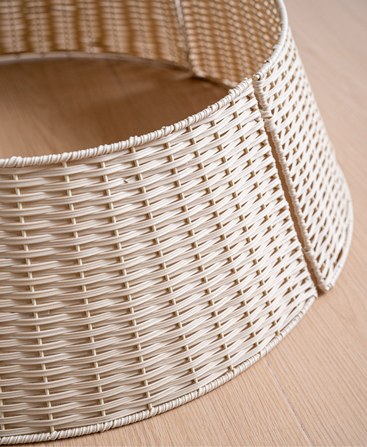 Natural Wicker Tree Collar