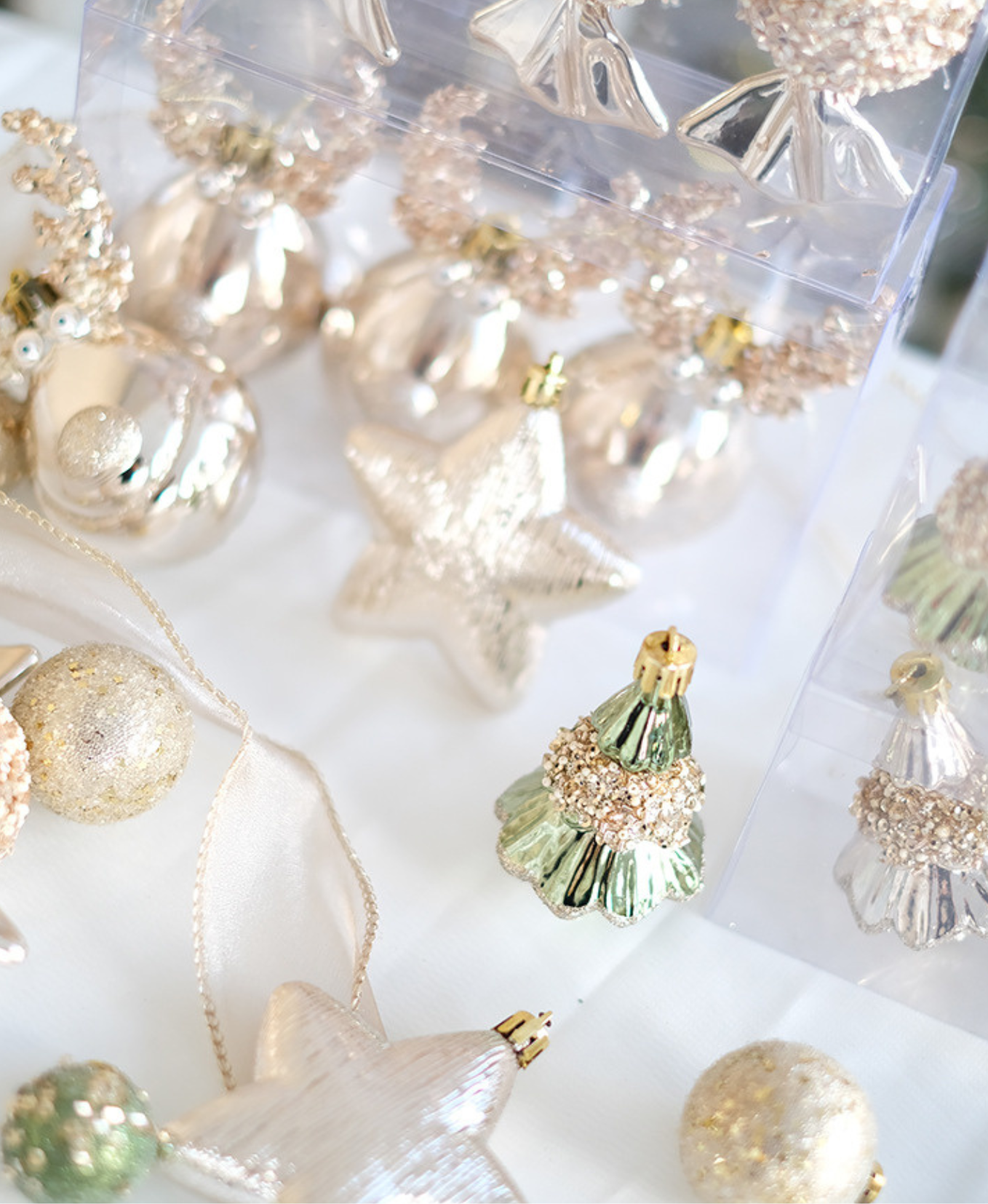 Champagne Mint Charm Set