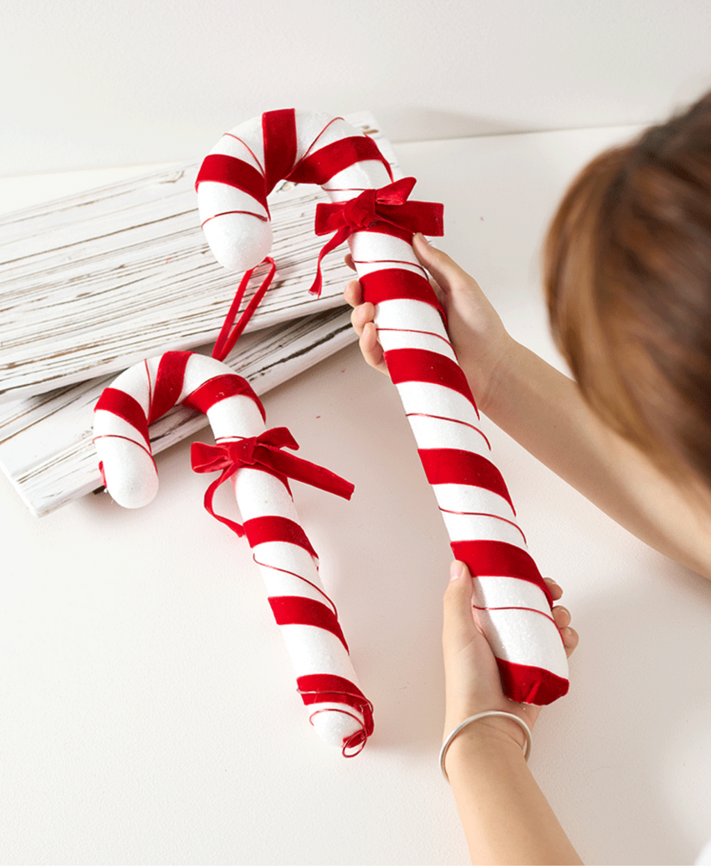Christmas Decoration - Red & White Cane