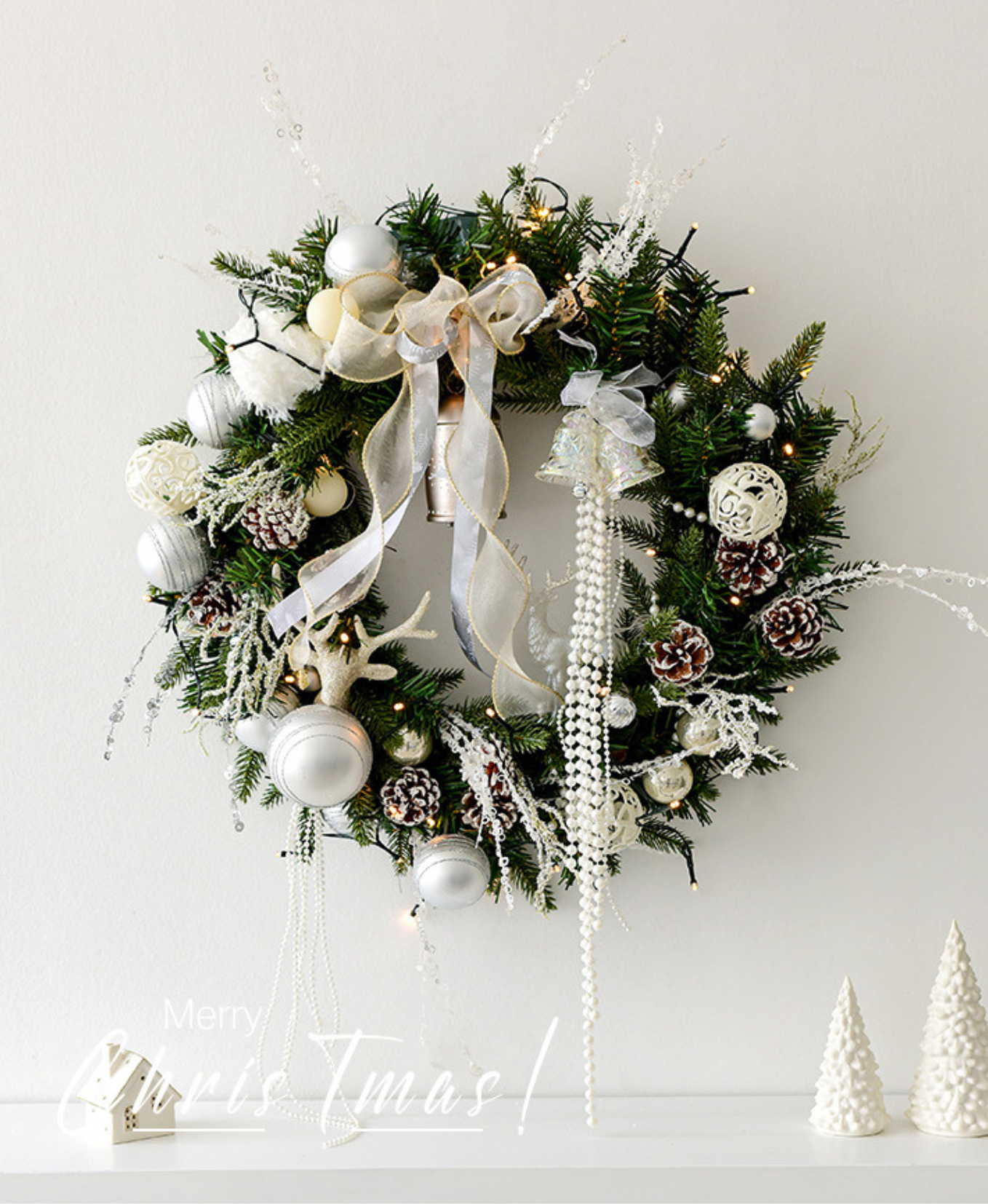 Luminous White Pearl Christmas Wreath