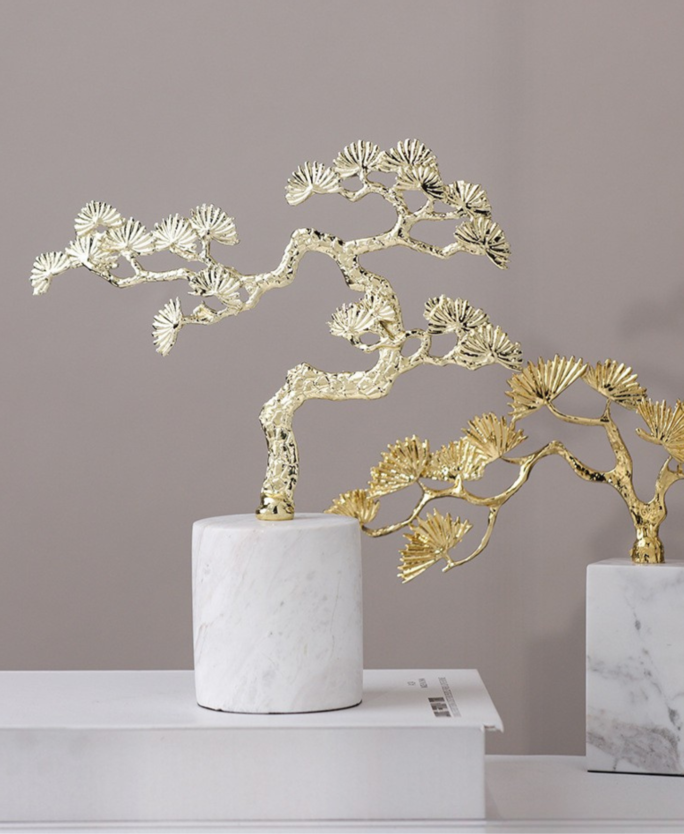 Golden Branch Marble Decoration