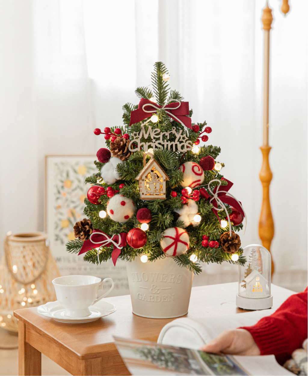Red & White Joy Christmas Tree