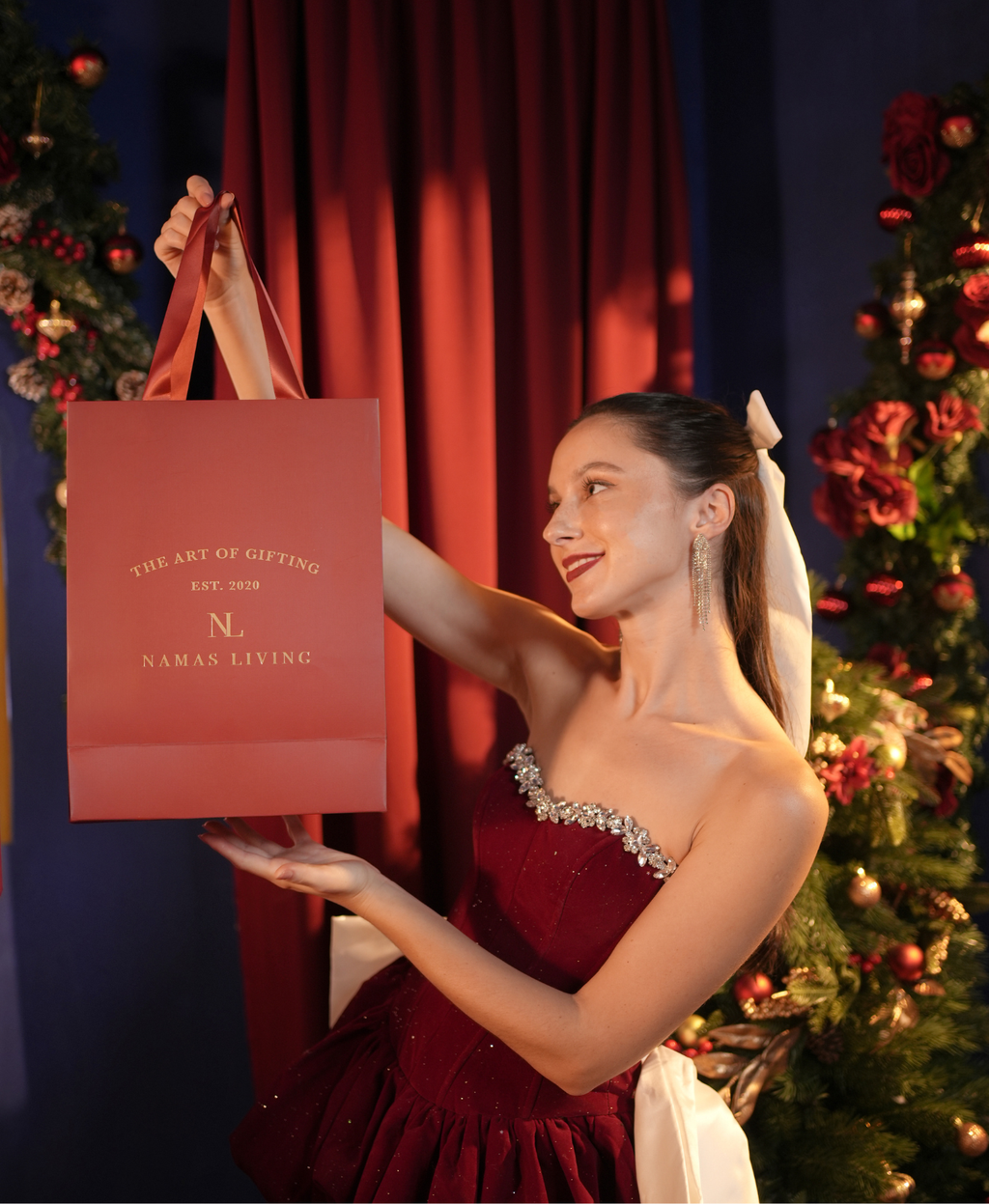 CAROUSEL Holiday Hampers