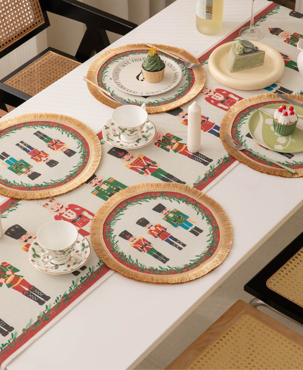 Classic Round Nutcracker Placemat