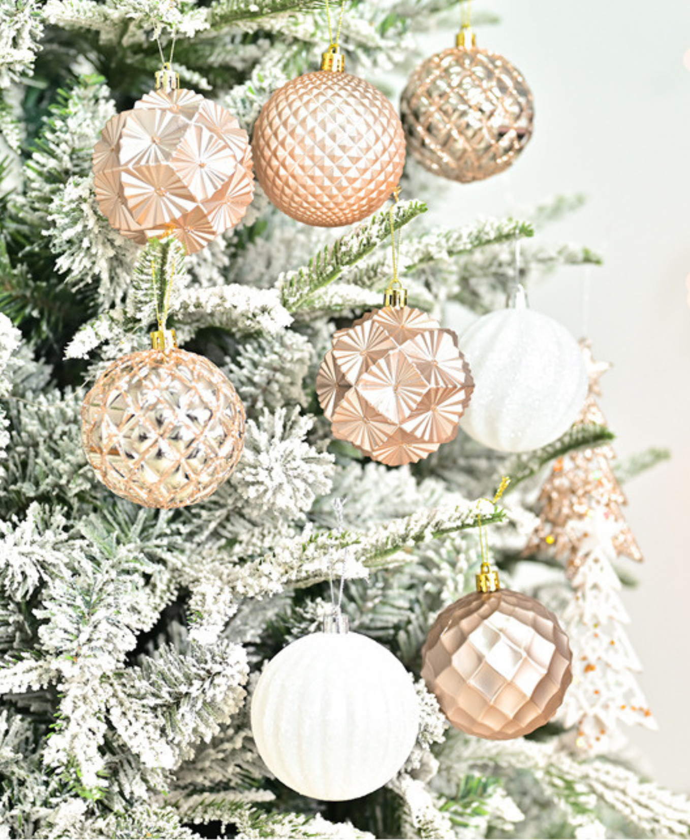 Champagne Chic Ornament Set