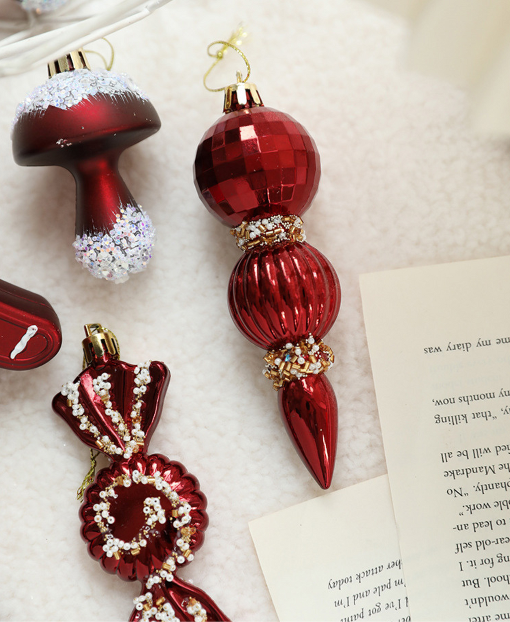 Elegant Cone & Drop Christmas Set