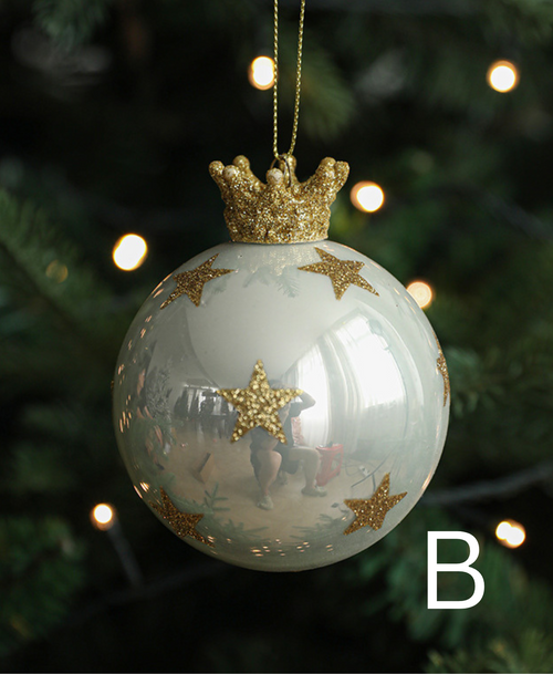 Artistic Glass Ball Christmas Ornament