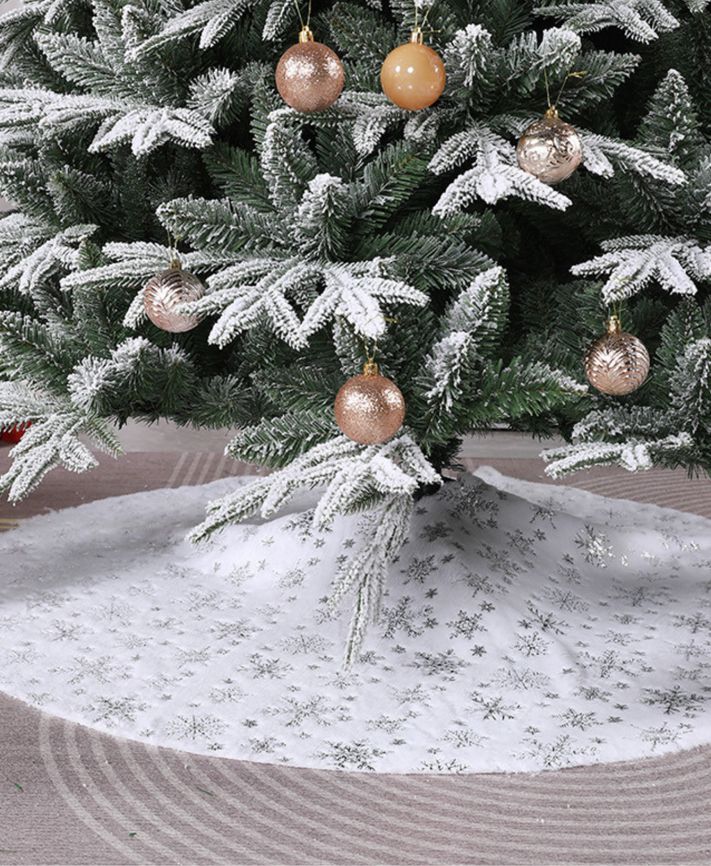 White Snowflake Tree Skirt