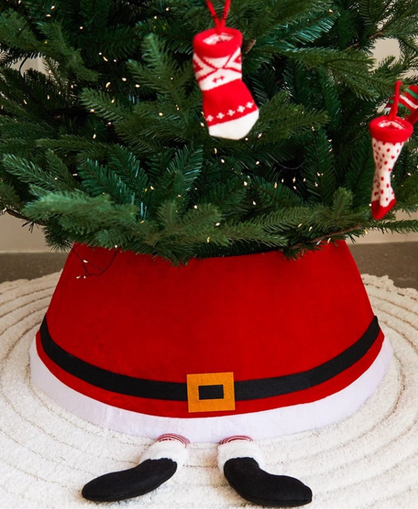 Santa Peekaboo Tree Skirt