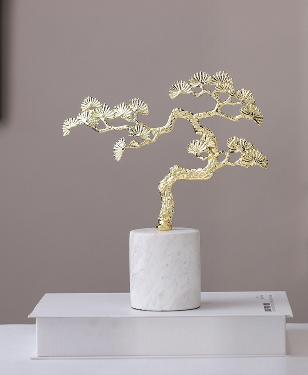 Golden Branch Marble Decoration