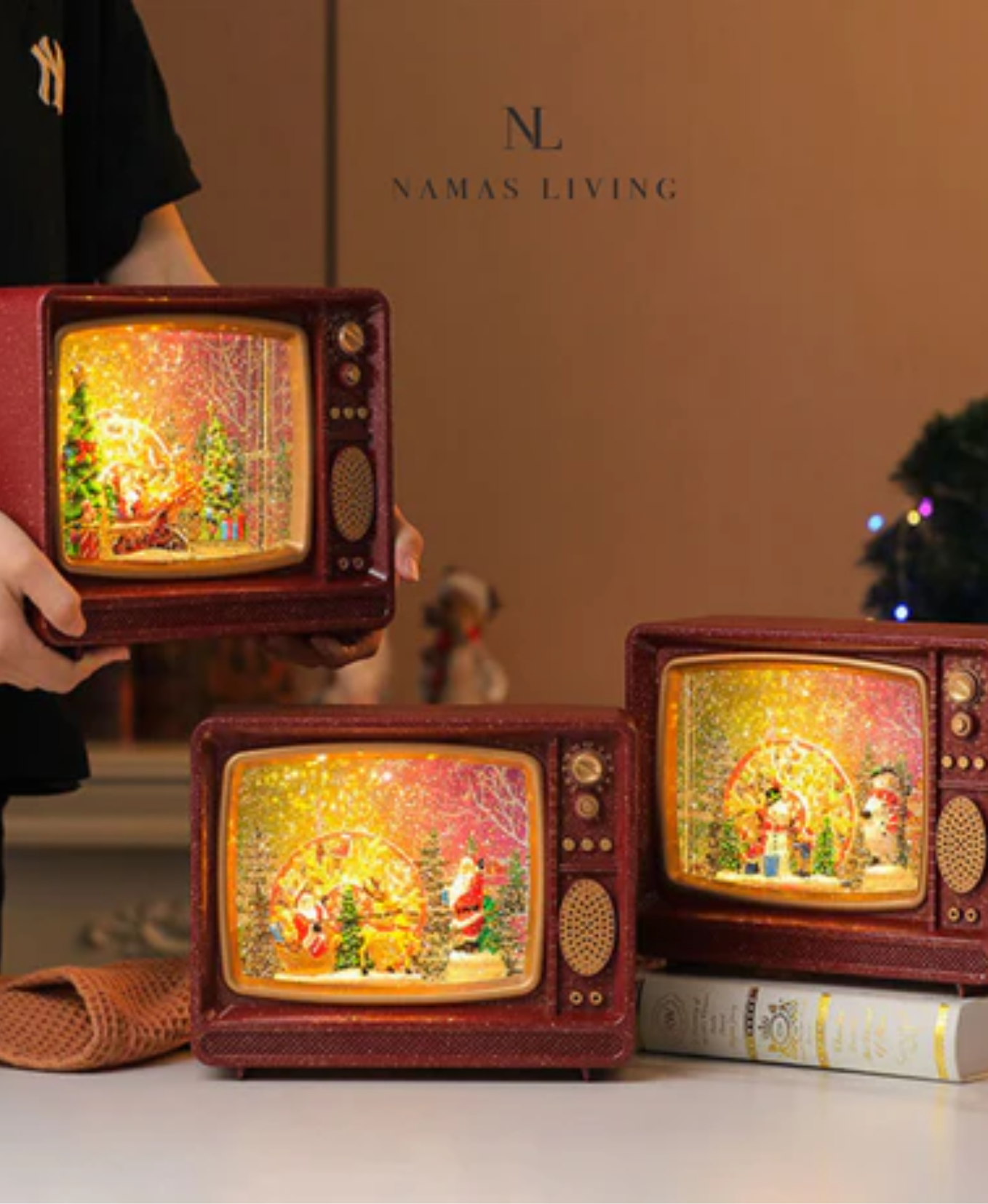 Holiday Light and Music Box - Vintage TV