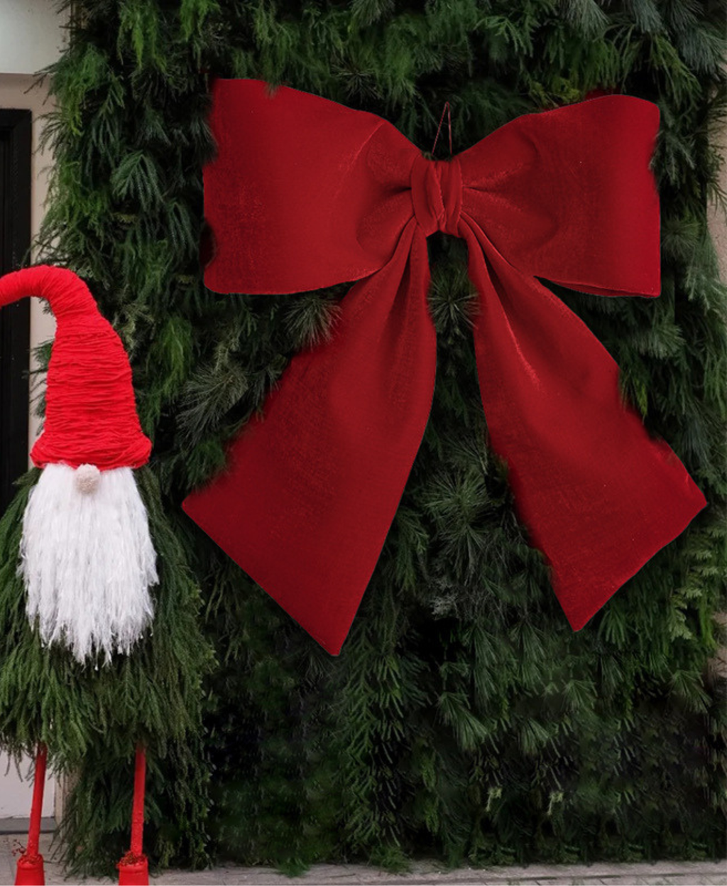 Grand Velvet Christmas Bow Décor