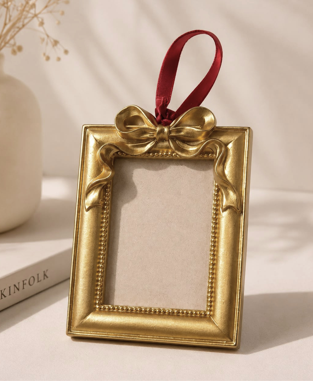 GIFTING INSPIRATION - Classic Arched Frame