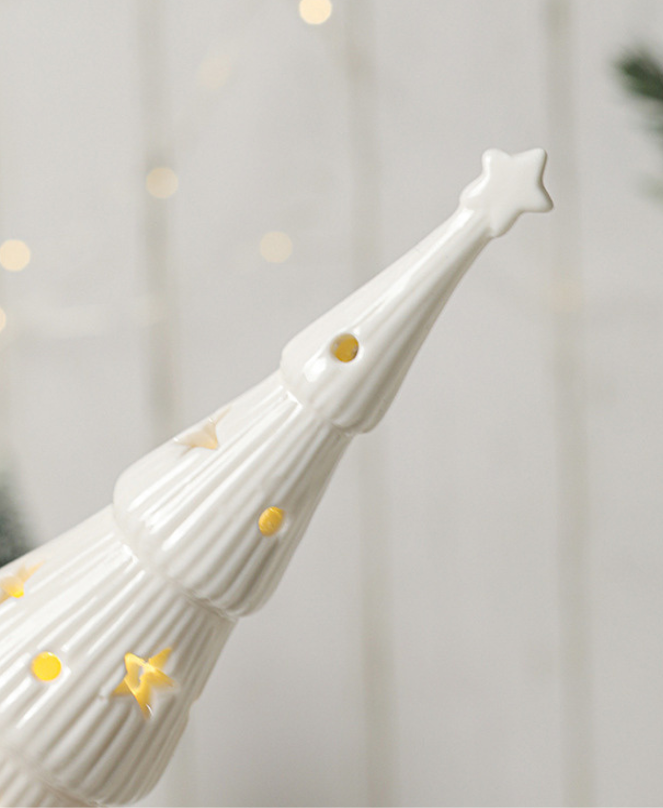 Lucent Porcelain Tree Light