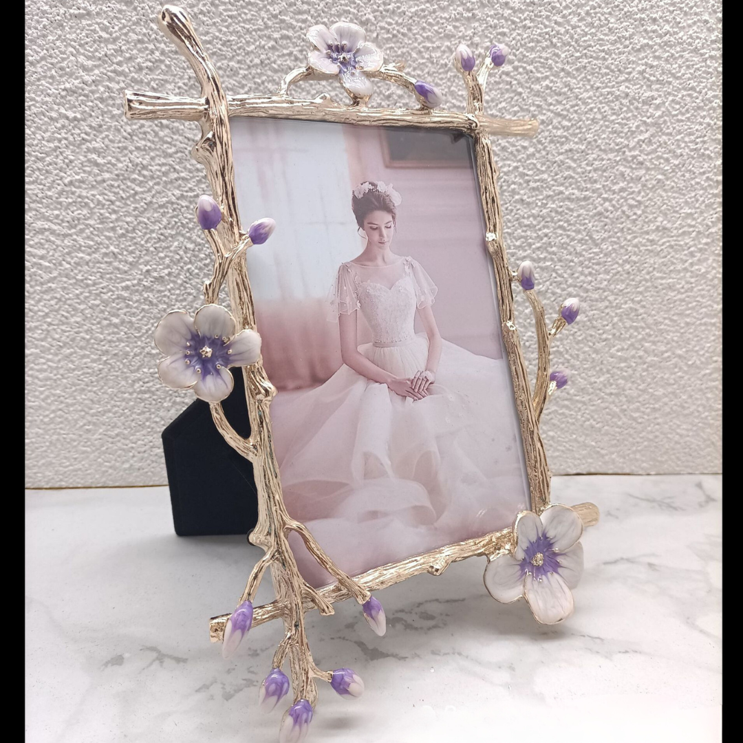 GIFTING INSPIRATION - Sakura Picture Frame