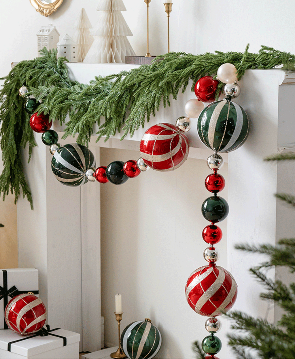 Red & Green Christmas Ball Garland