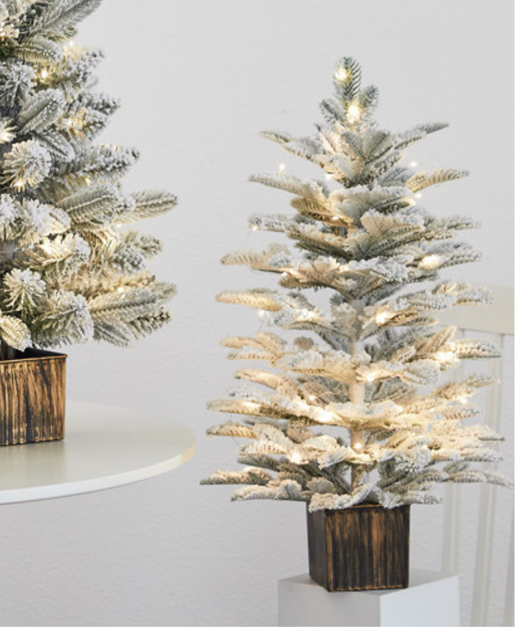 Snowveil Christmas Tree with Light