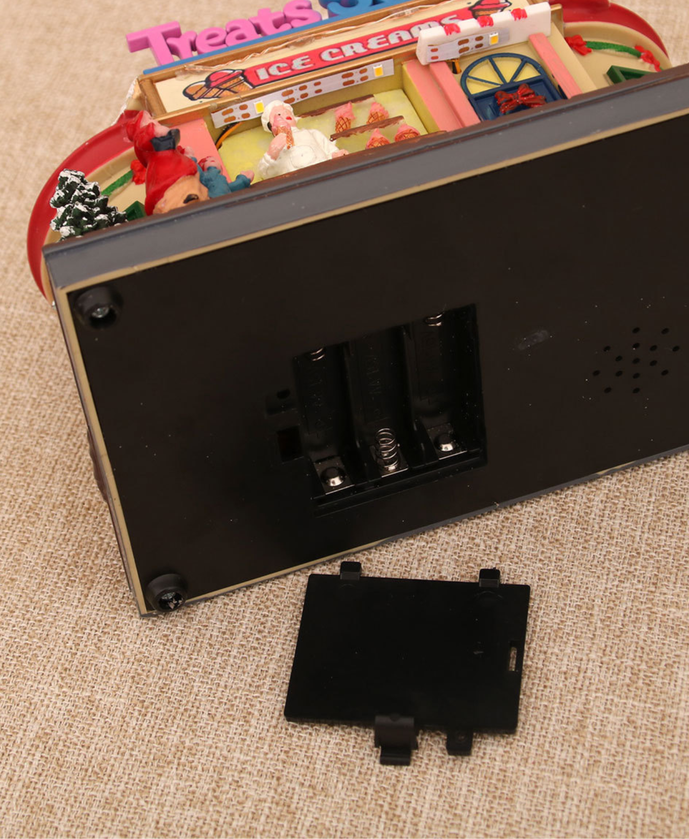 Jolly Fries Musical Christmas Shop