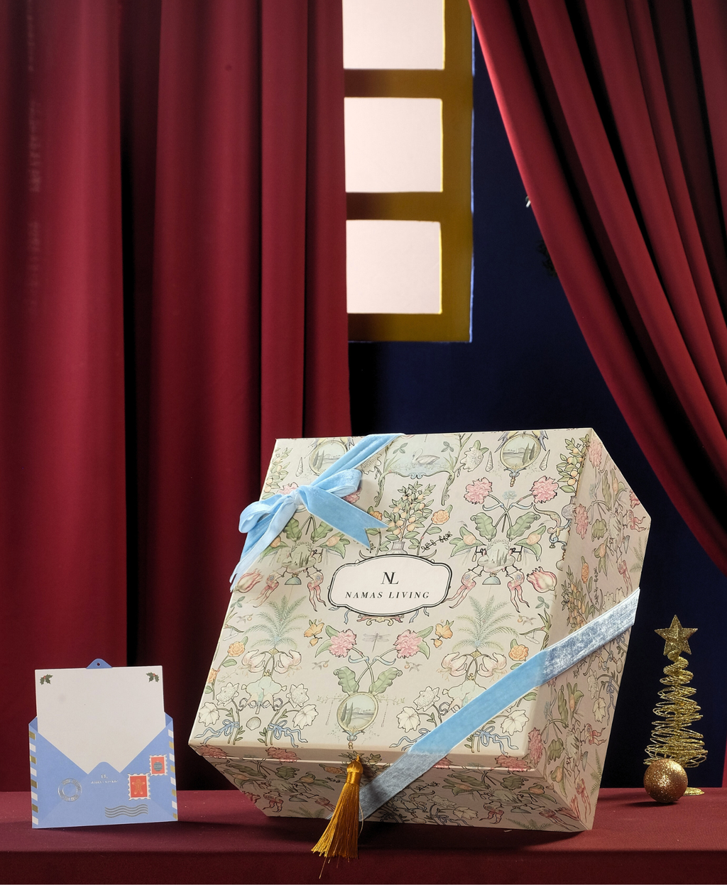 CAROL Festive Hampers