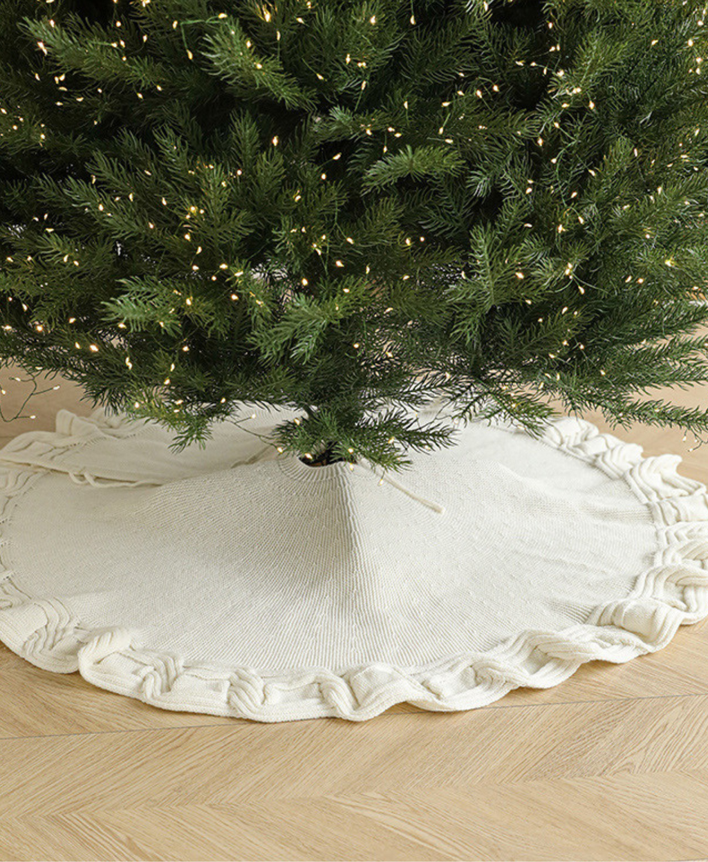 Simple Knit Wool Christmas Tree Skirt
