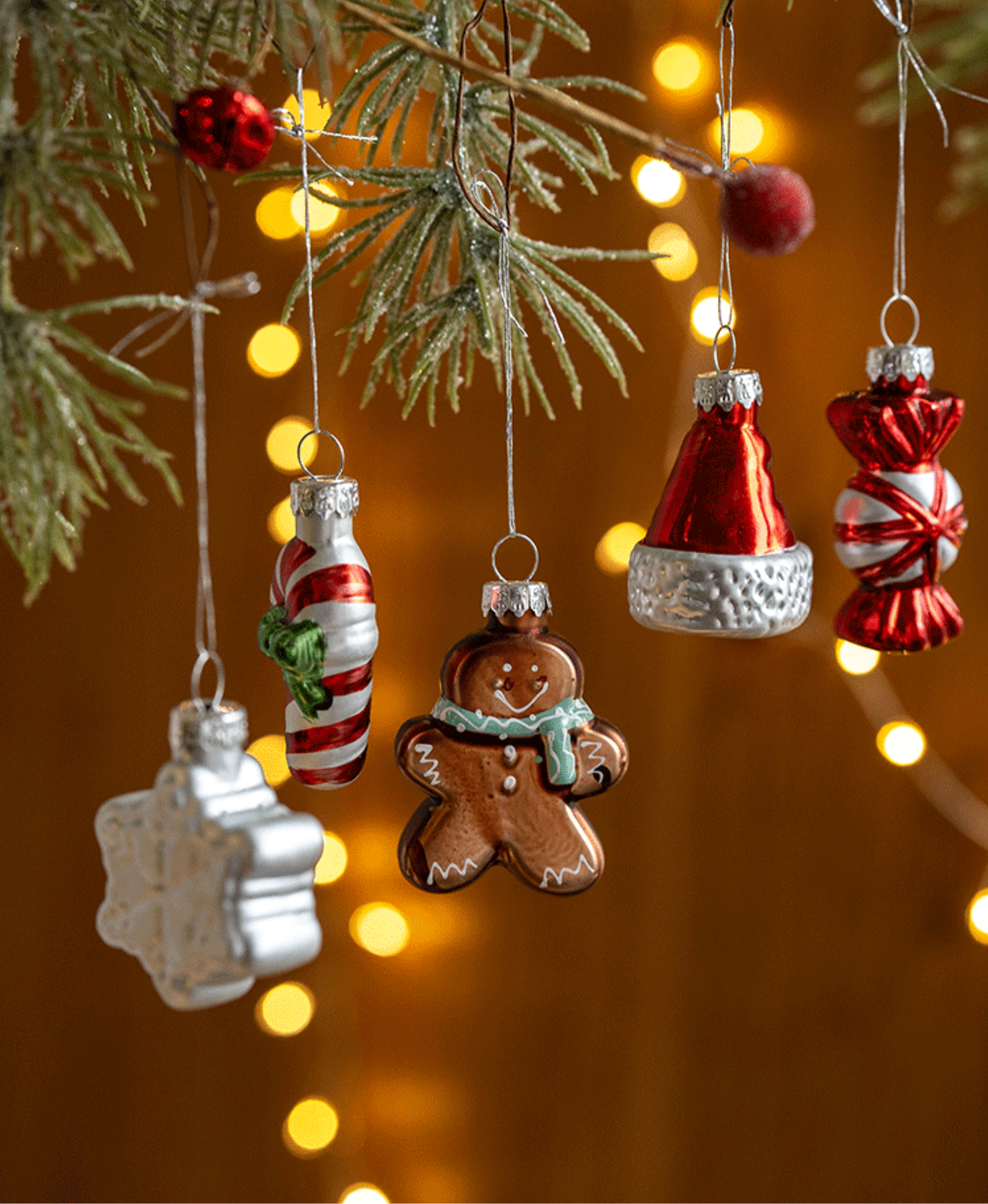 Holiday Treasures Glass Ornament Set