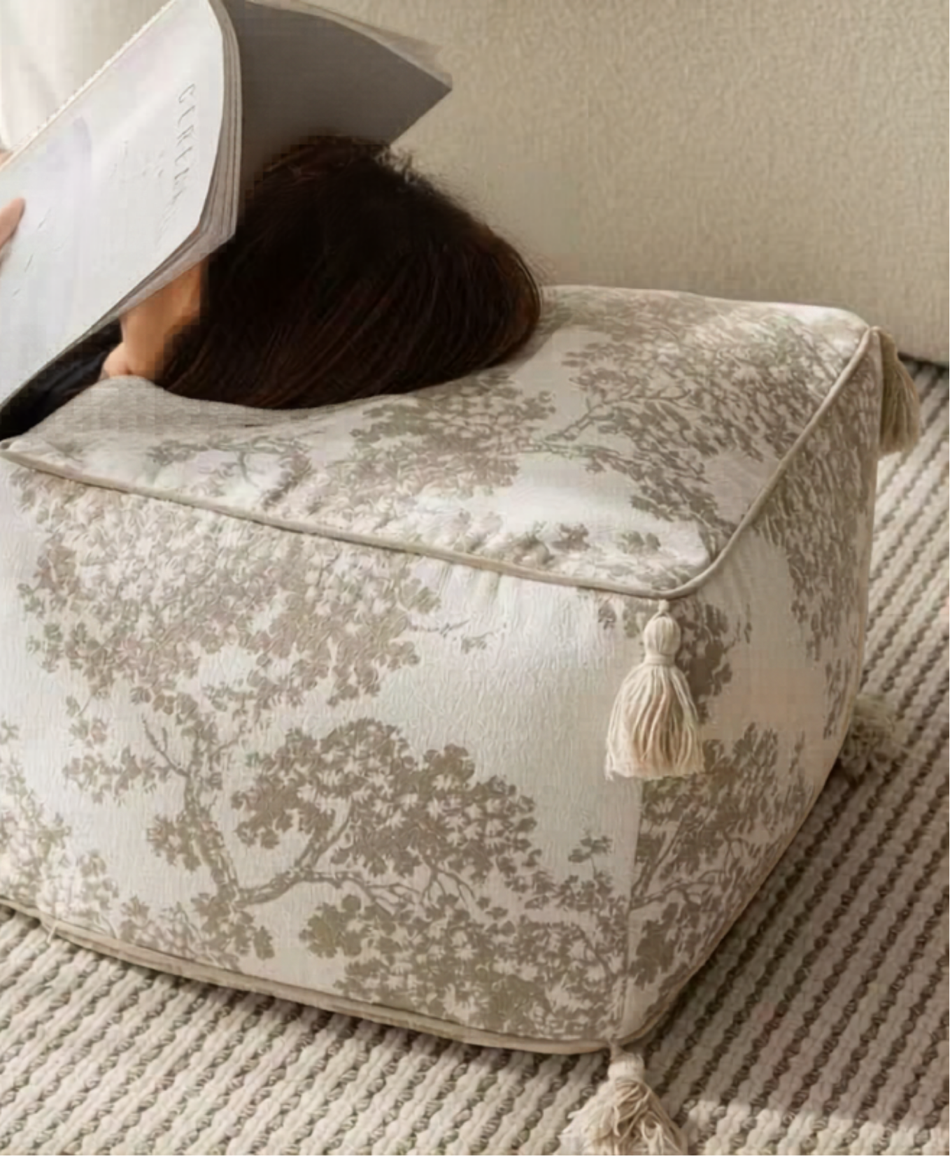 Bayberry Floor Cushion