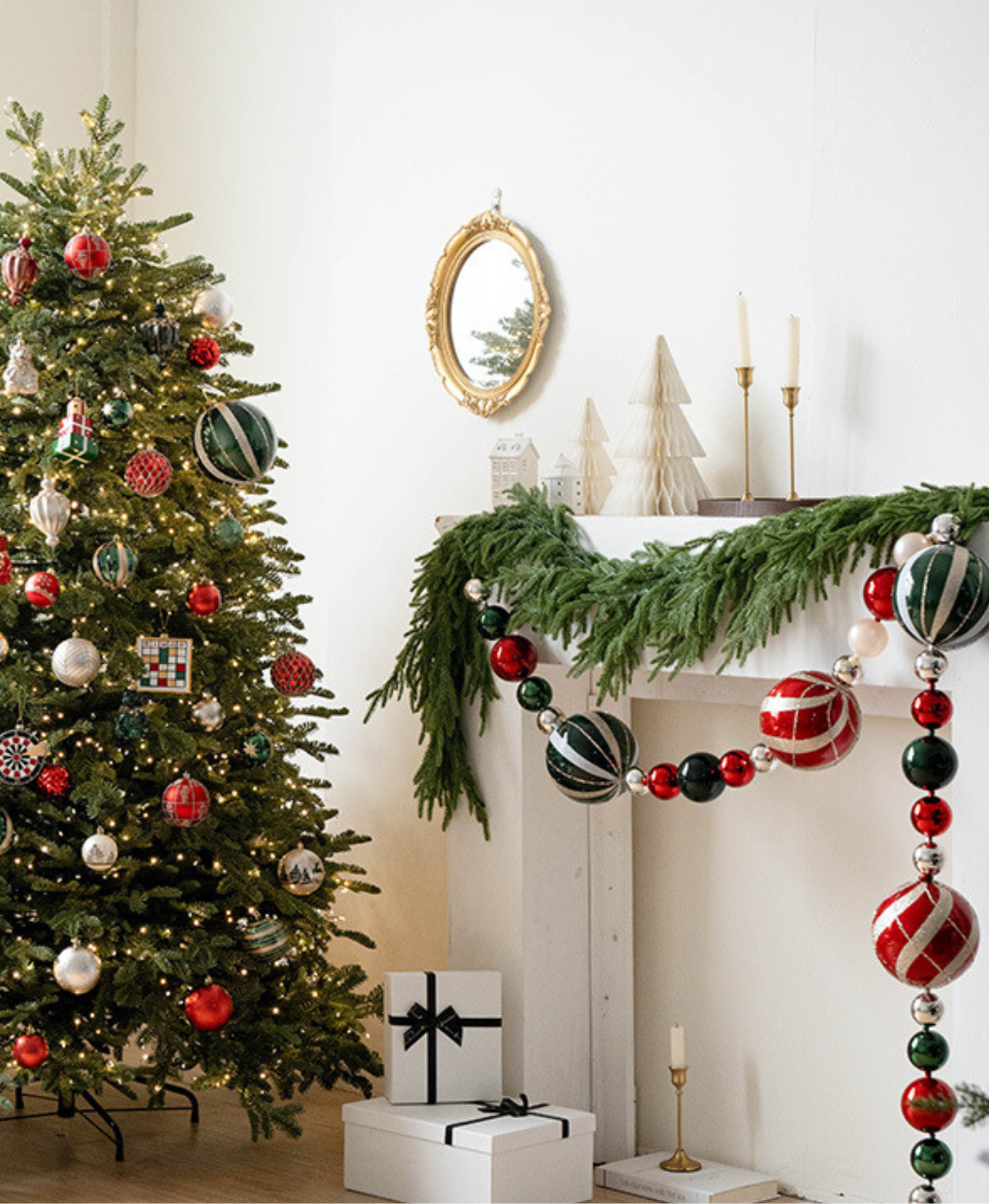 Red & Green Christmas Ball Garland