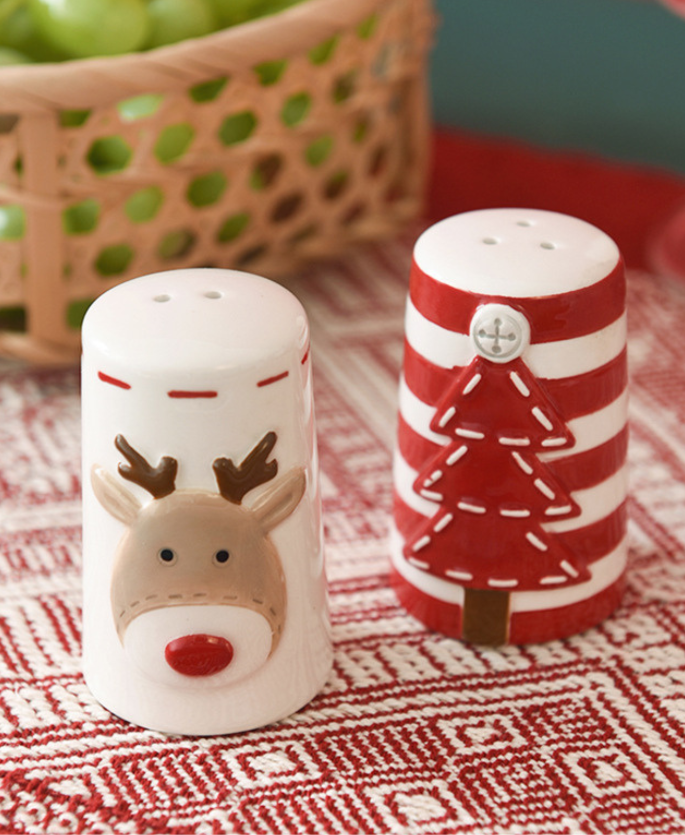 Reindeer Pines Salt & Pepper Set