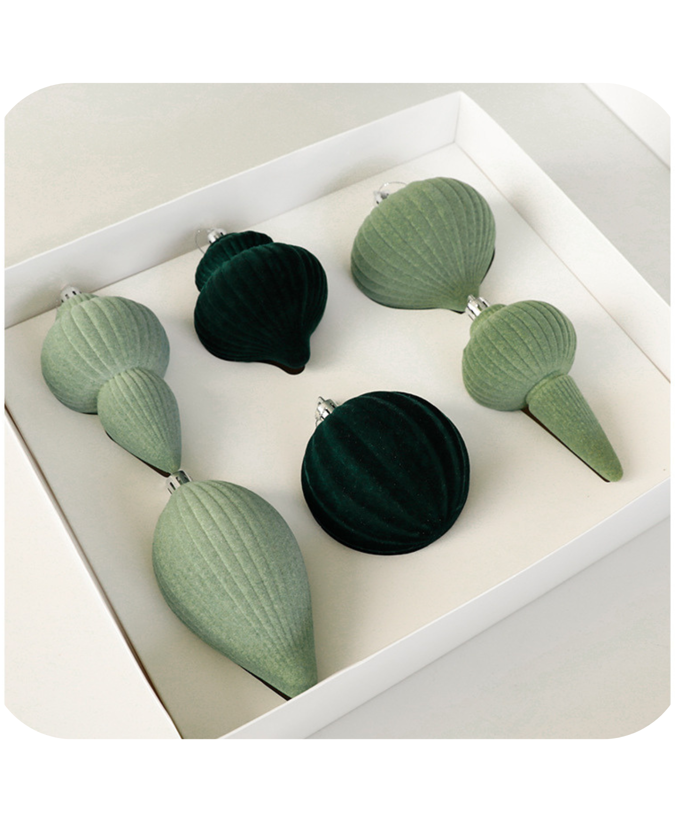 Simple Velvet Christmas Ball Set