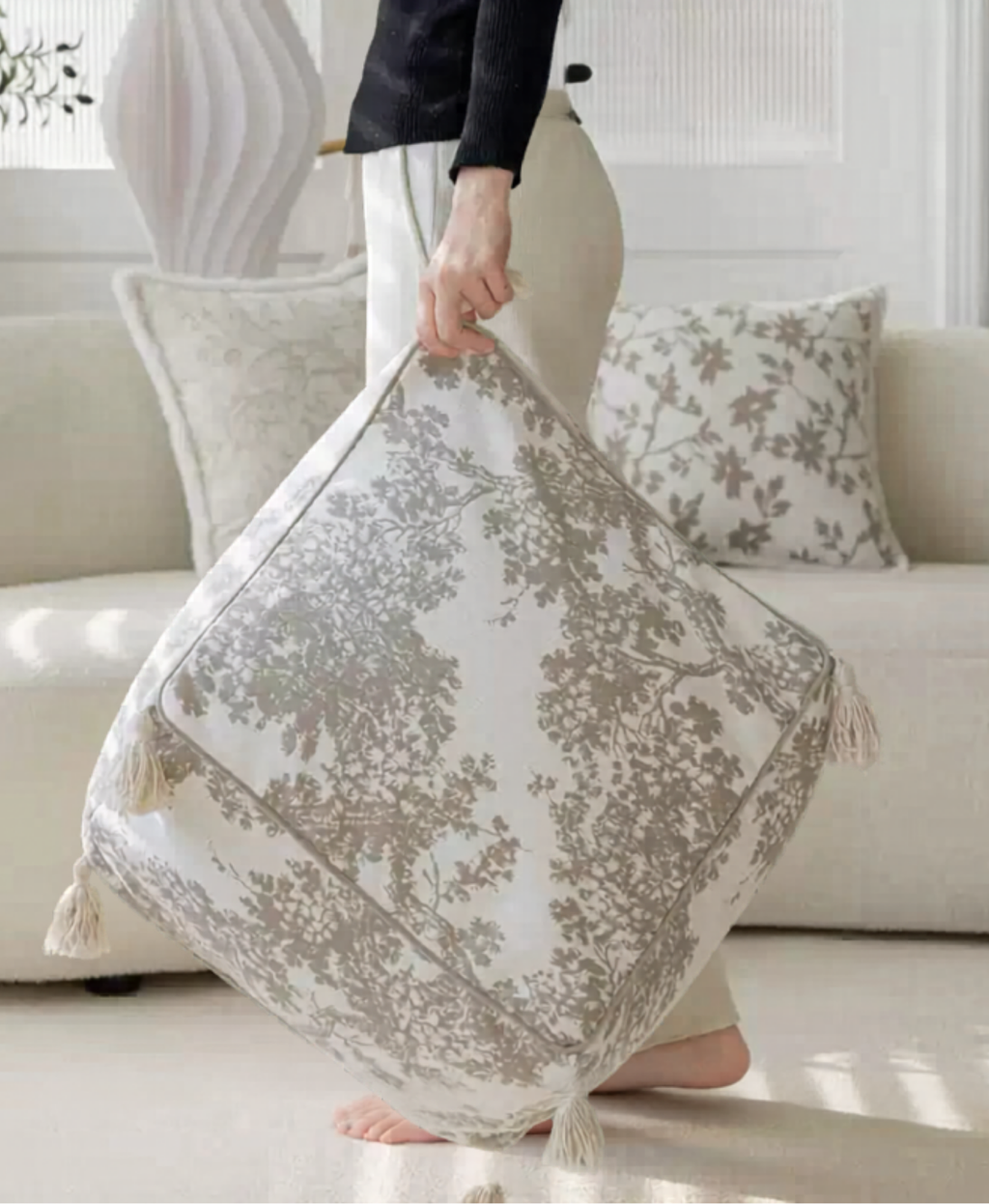 Bayberry Floor Cushion