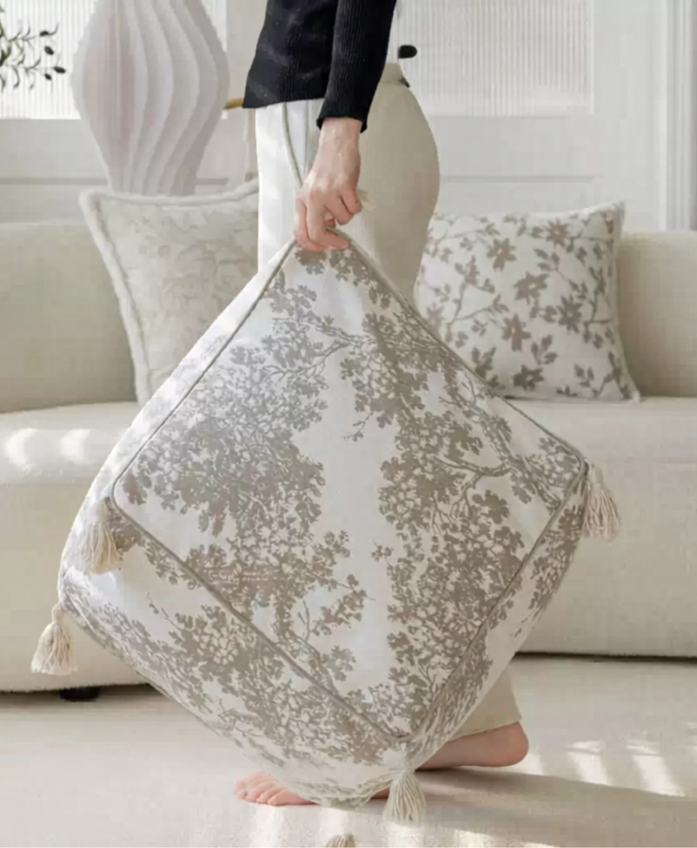Bayberry Floor Cushion
