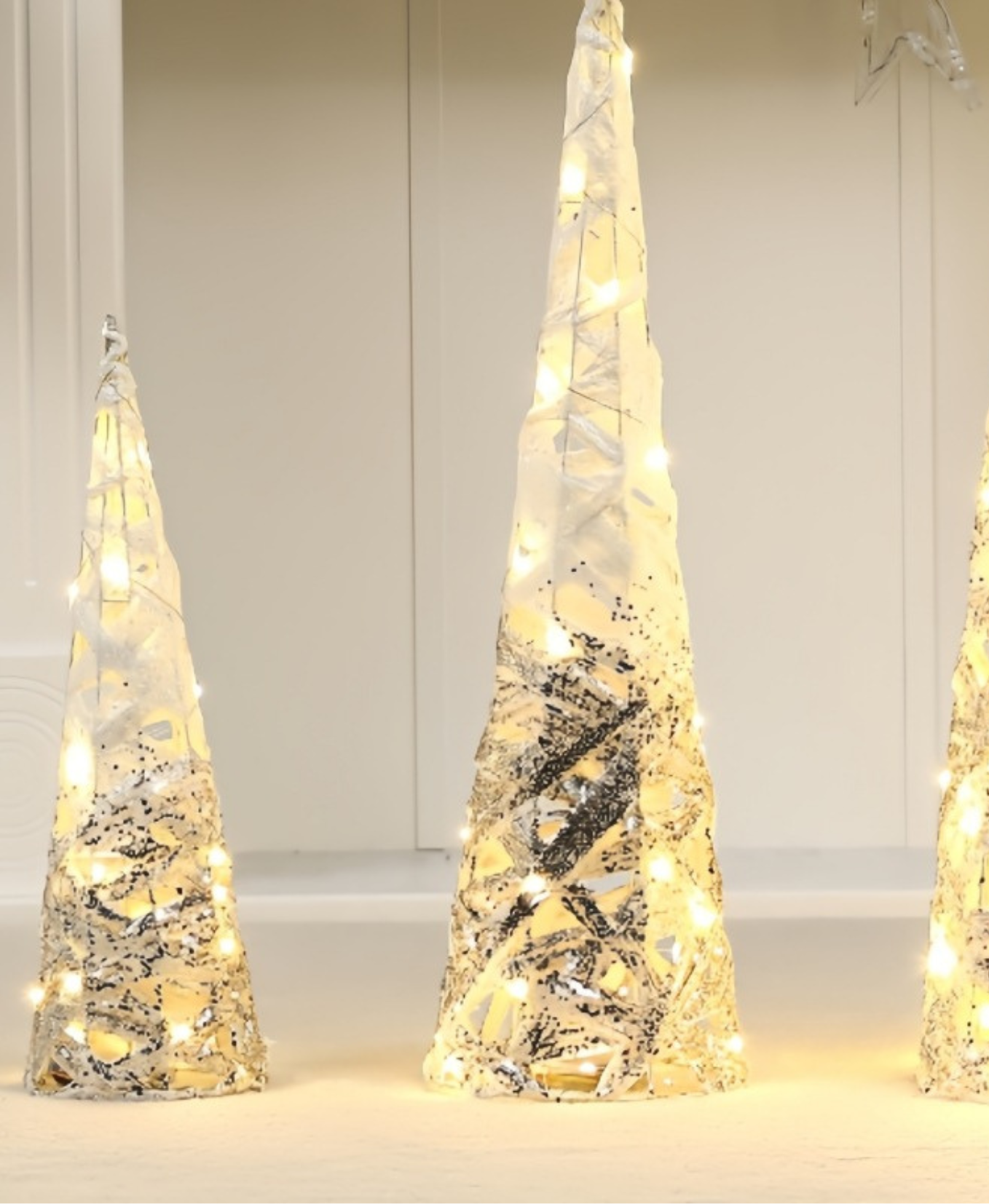 Illuminated Sparkle Iron Christmas Tree Set