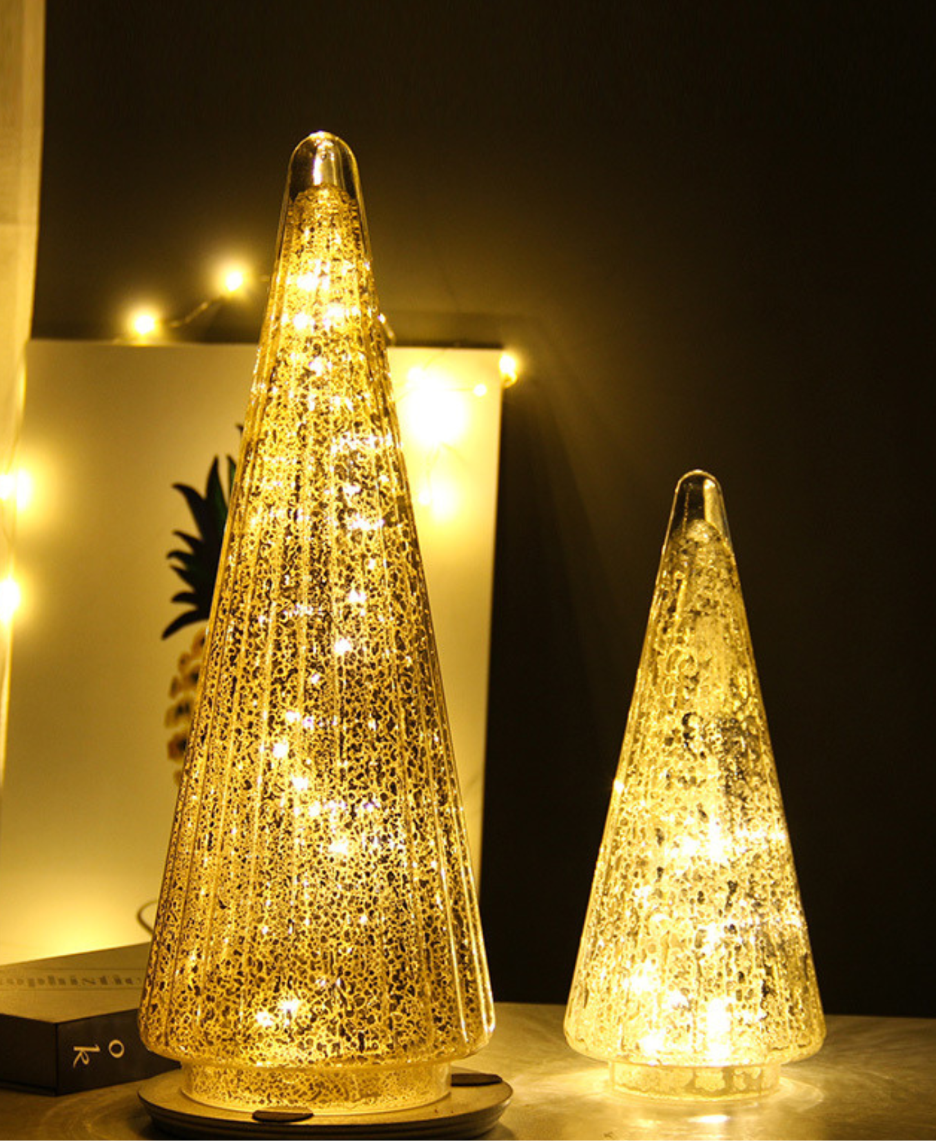 Silver Fluted Glass Christmas Tree Light