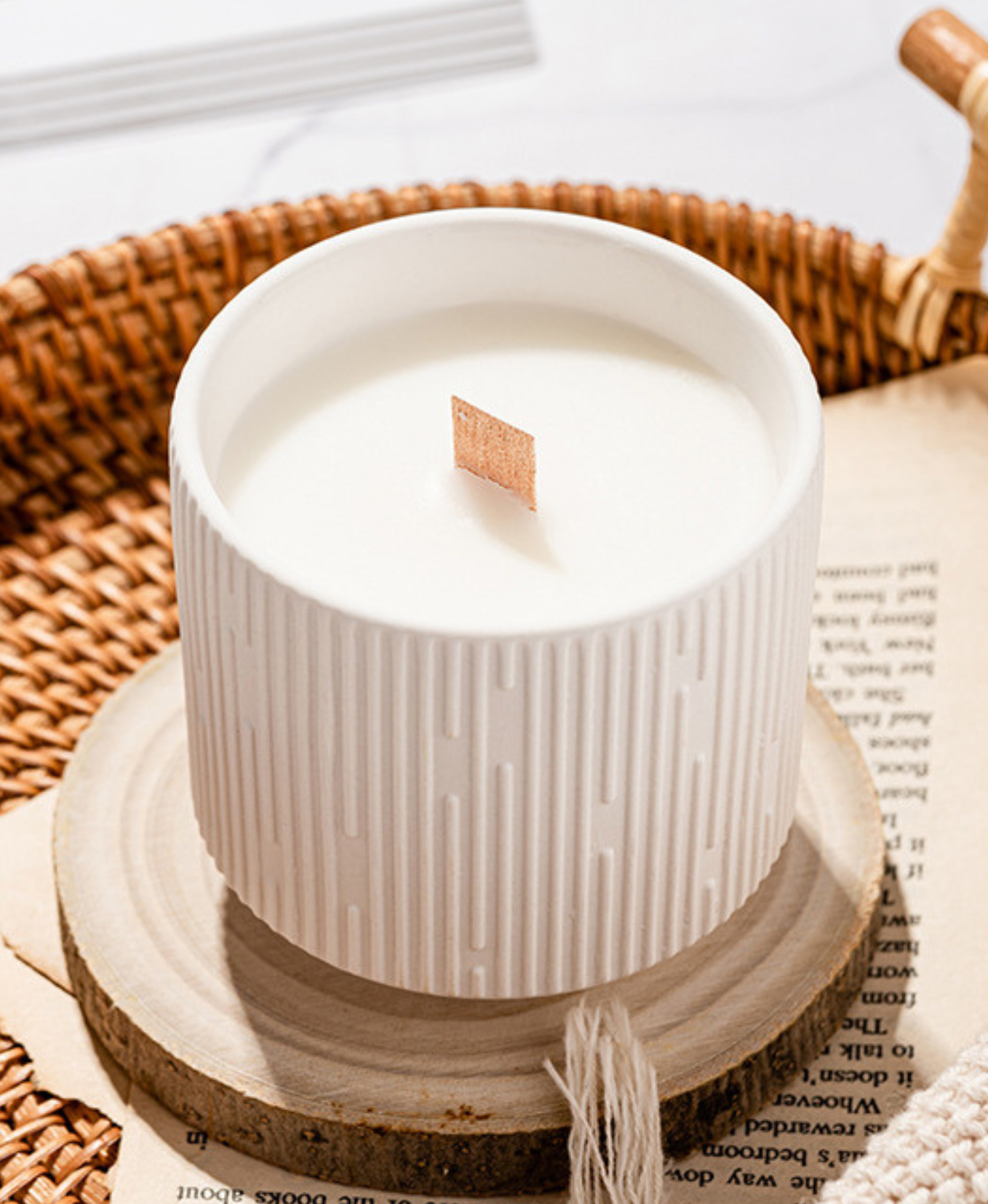 GIFTING INSPIRATION - White Contemporary Candle