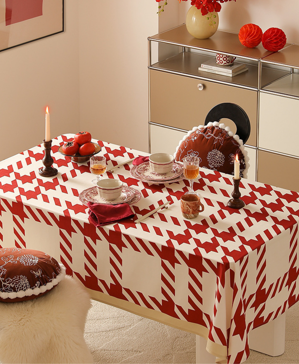 Noel Classic Red Tablecloth
