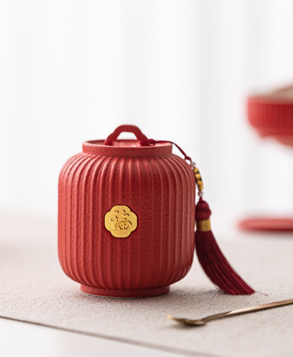 GIFTING INSPIRATION - Red Fu Lantern Tea Canister