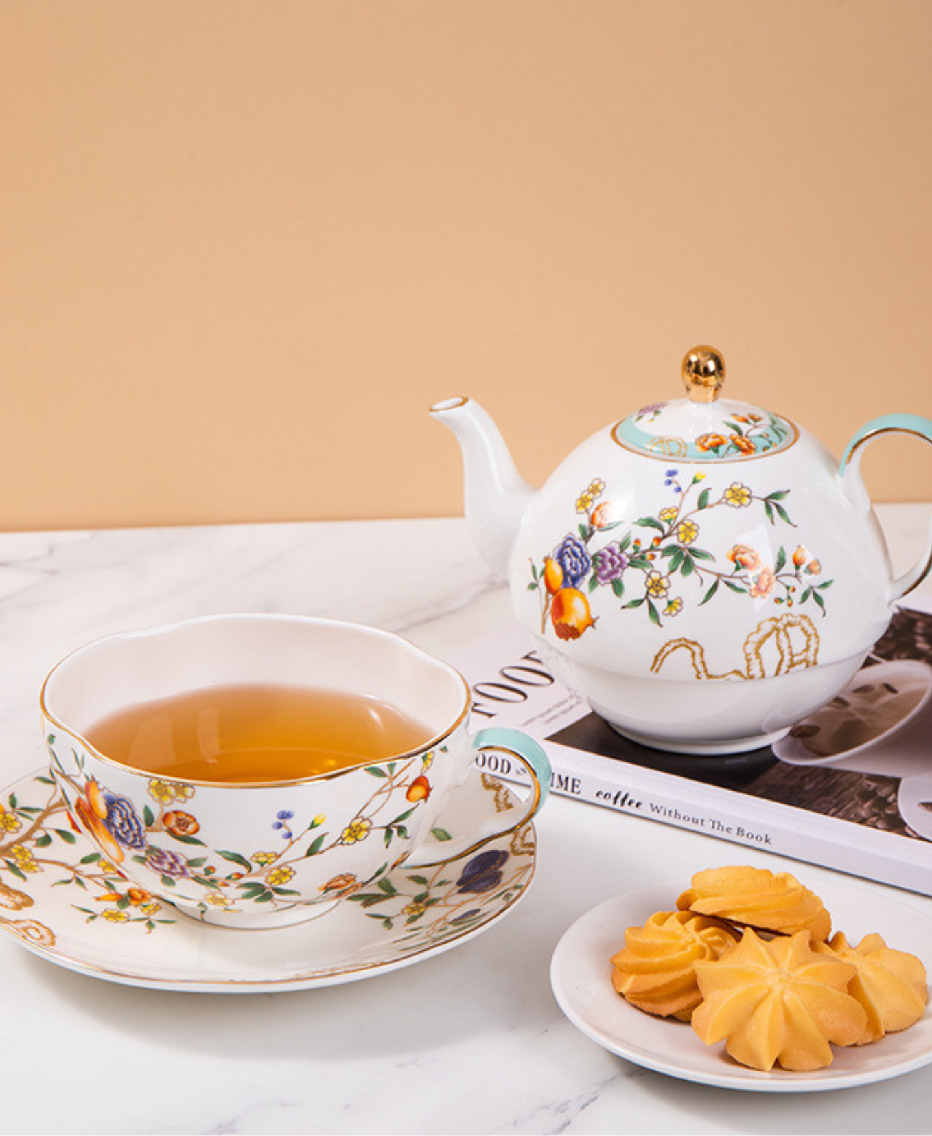 GIFTING INSPIRATION - Pomegranate Bloom Teapot