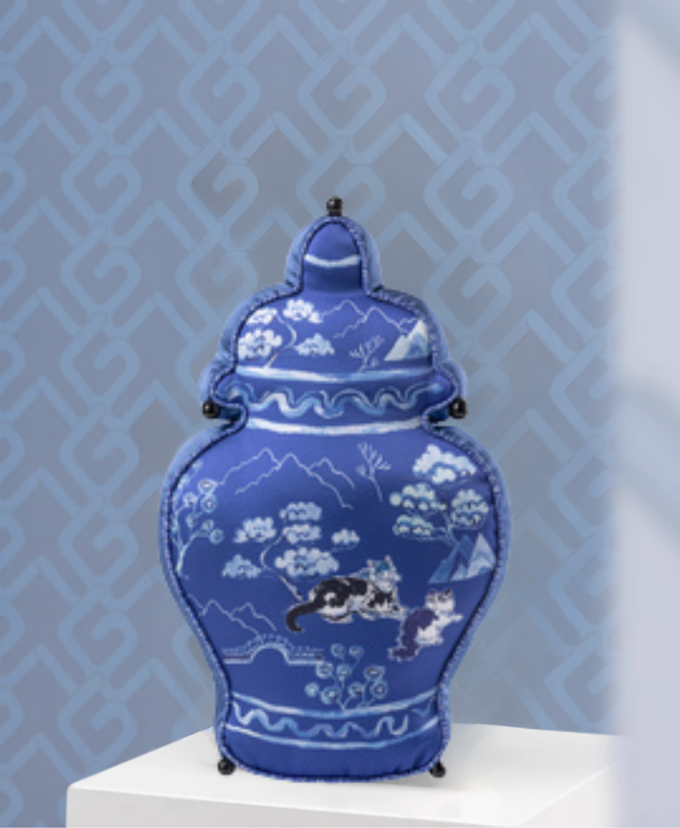 Chinoiserie Blue and White Decorative Cushion Pillow