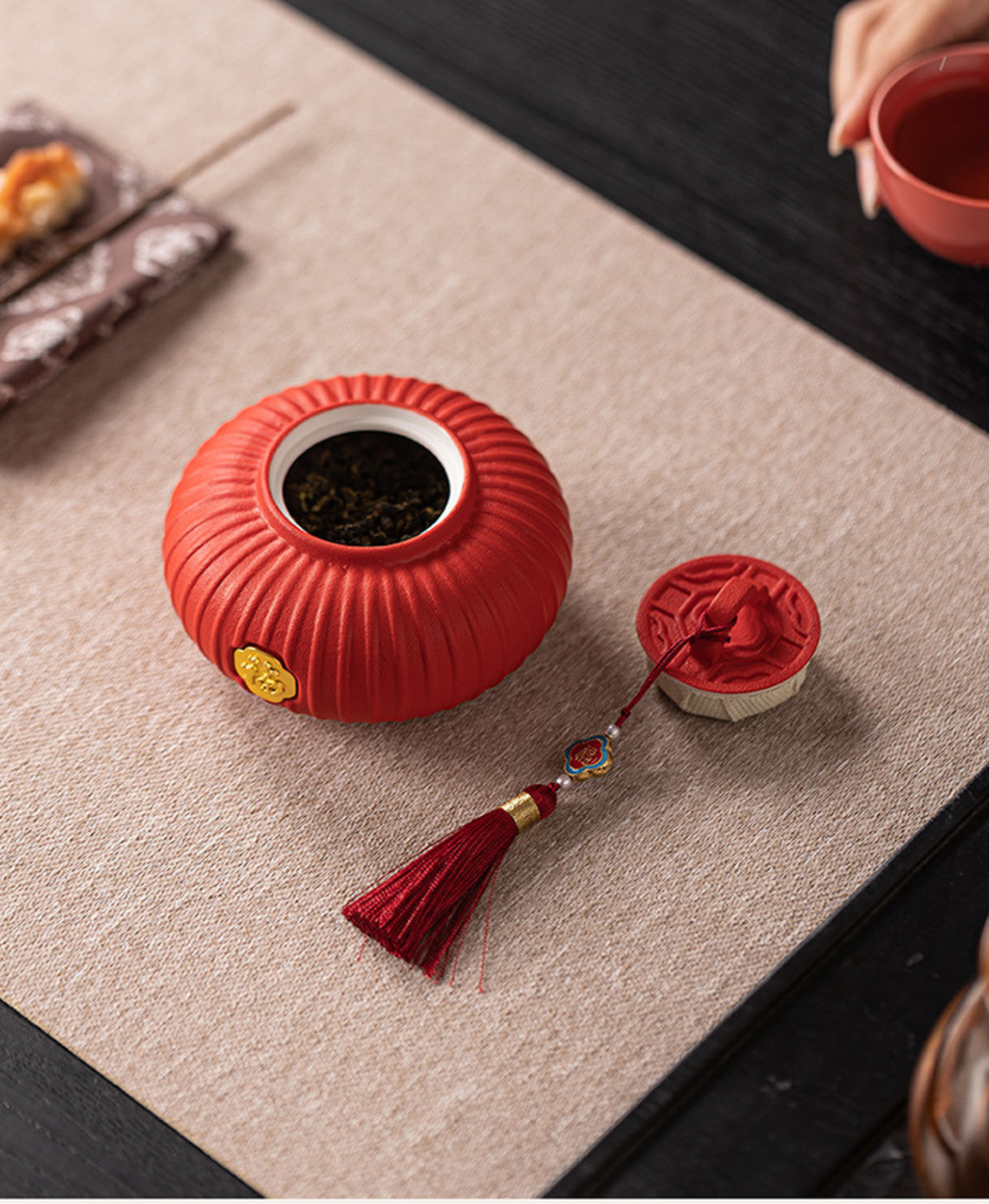 GIFTING INSPIRATION - Fortune Lantern Canister