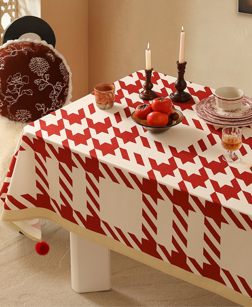 Noel Classic Red Tablecloth