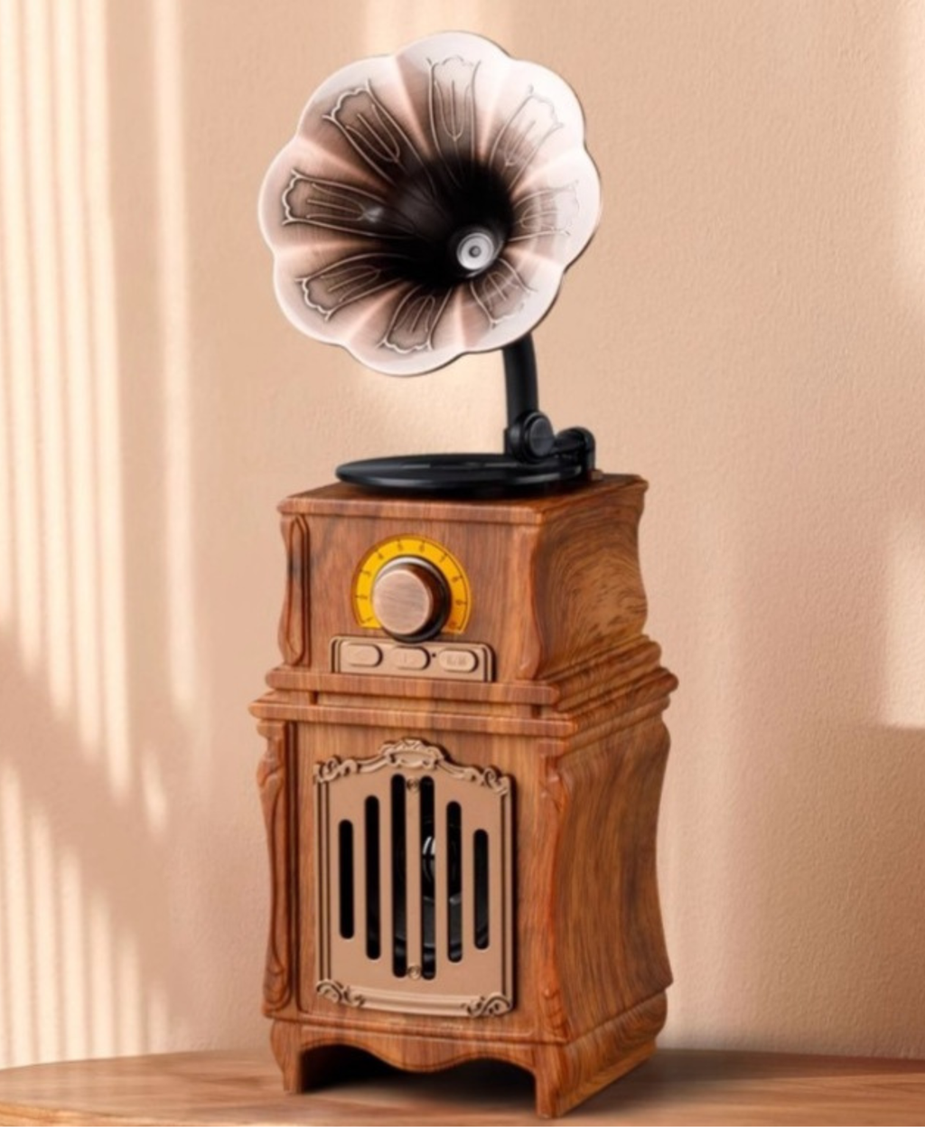 GIFTING INSPIRATION - Vintage Gramophone Bluetooth Speaker