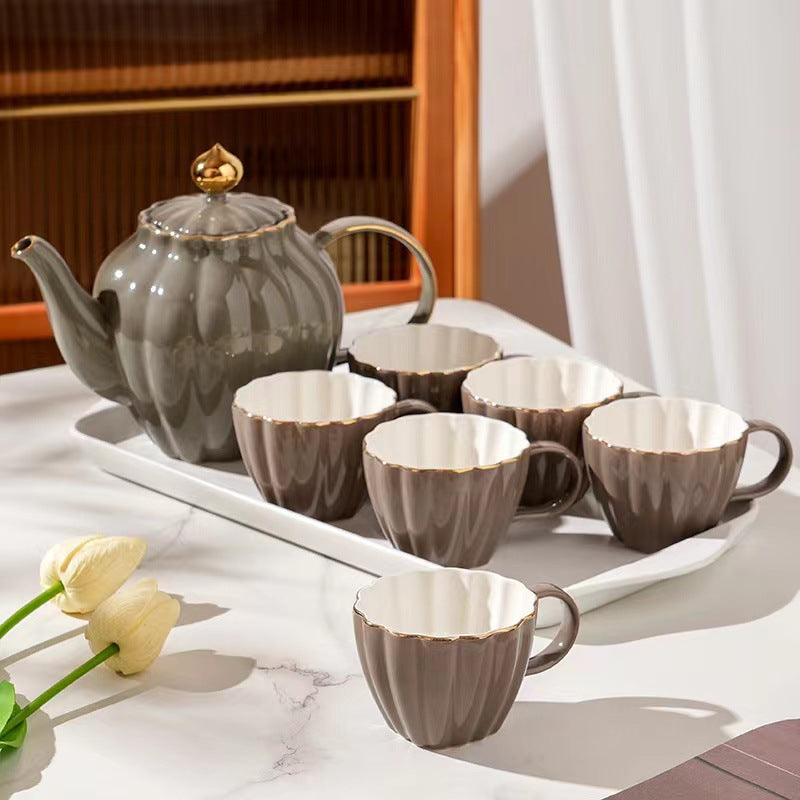 GIFTING INAPIRATION - Lily Tea Set