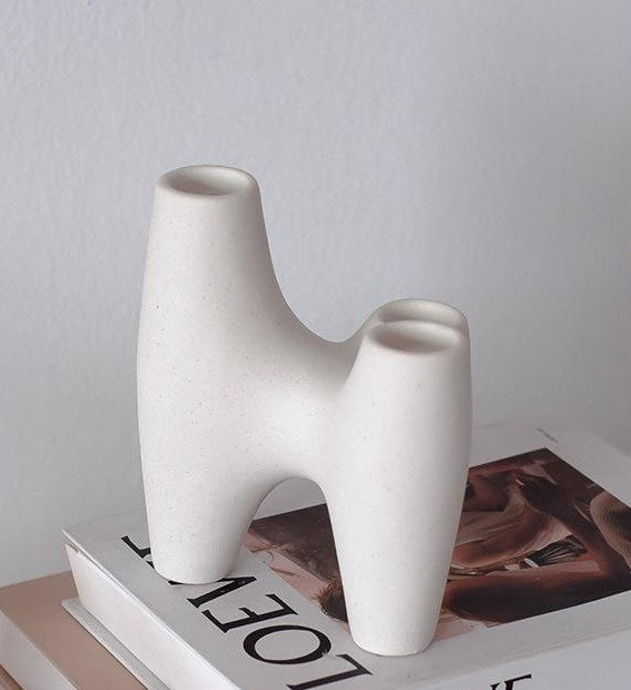 Erlan Candle Holder Ceramic