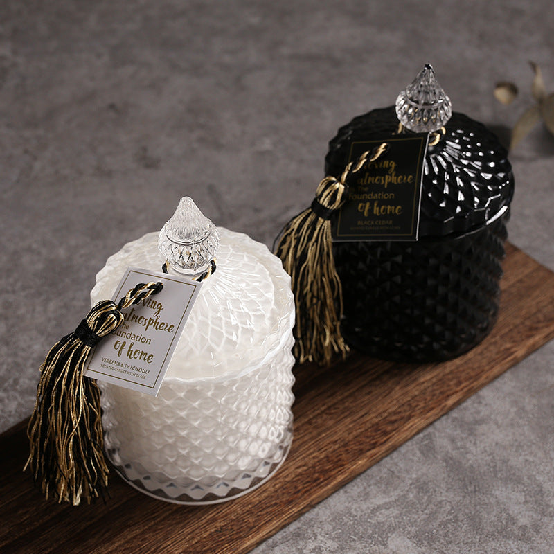 GIFTING INSPIRATION - Elias Scented Candle