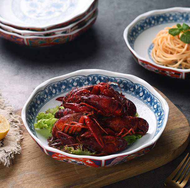 Imperial Chinoiserie Style Ceramic Plates